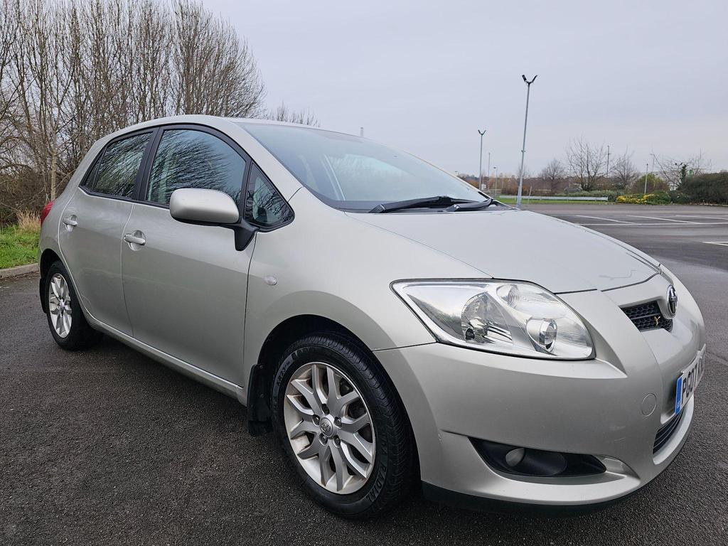 Toyota Auris 1.6 VVT-i TR 5dr