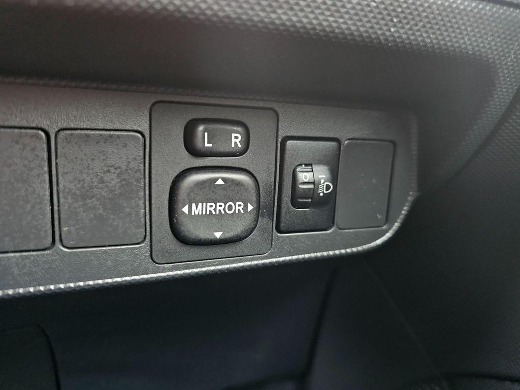 Toyota Auris 1.6 VVT-i TR 5dr