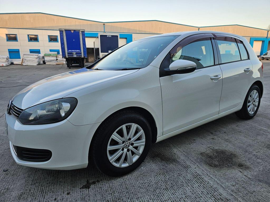 Volkswagen Golf 1.2 TSI BlueMotion Tech S DSG Euro 5 (s/s) 5dr