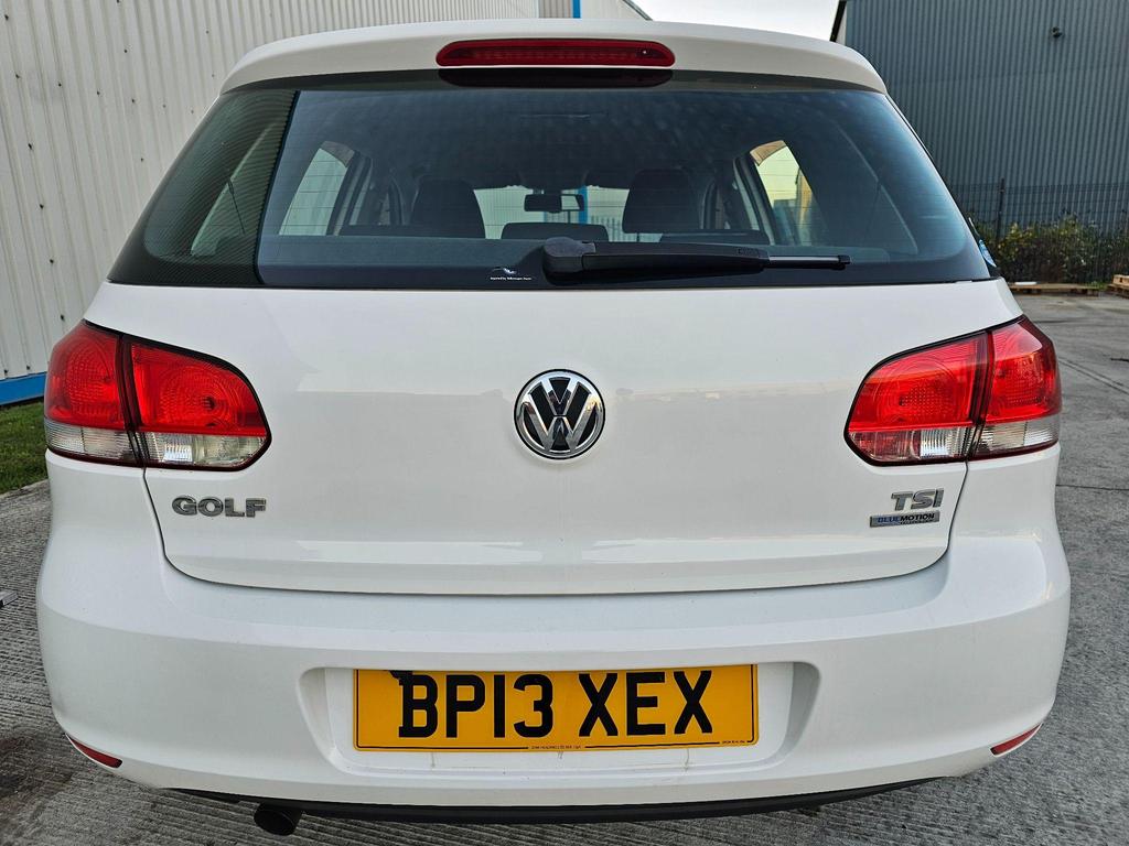 Volkswagen Golf 1.2 TSI BlueMotion Tech S DSG Euro 5 (s/s) 5dr