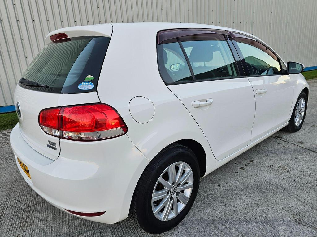 Volkswagen Golf 1.2 TSI BlueMotion Tech S DSG Euro 5 (s/s) 5dr
