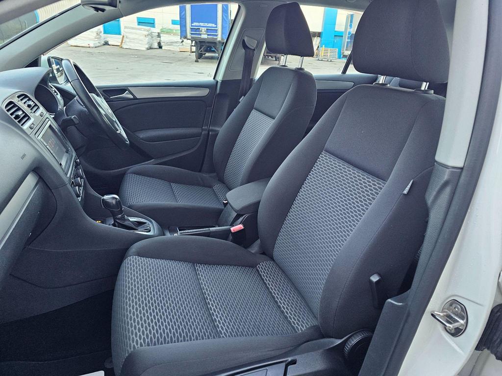 Volkswagen Golf 1.2 TSI BlueMotion Tech S DSG Euro 5 (s/s) 5dr