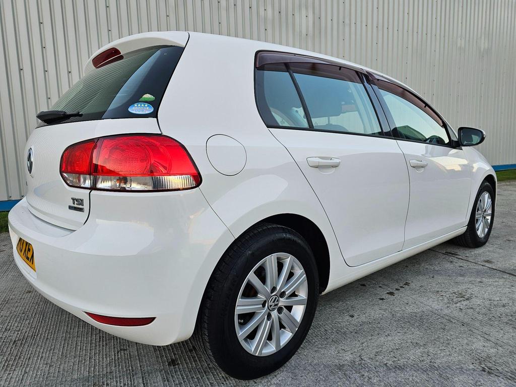 Volkswagen Golf 1.2 TSI BlueMotion Tech S DSG Euro 5 (s/s) 5dr