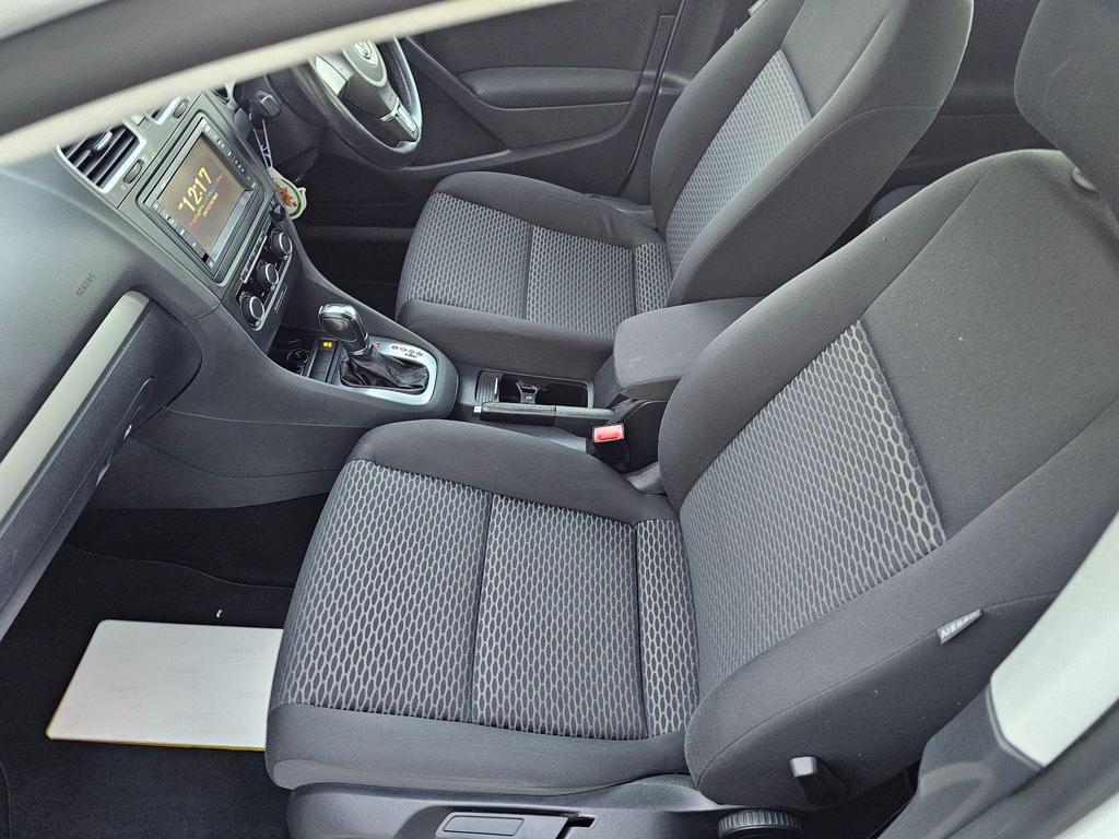 Volkswagen Golf 1.2 TSI BlueMotion Tech S DSG Euro 5 (s/s) 5dr