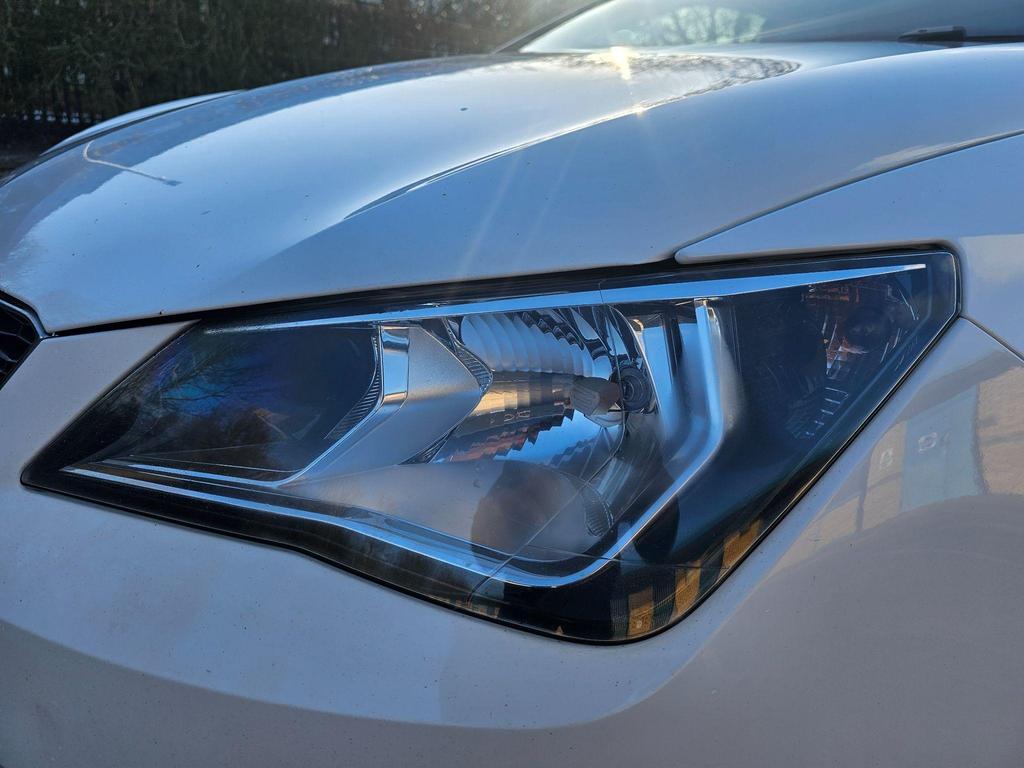 SEAT Ibiza 1.2 TSI I TECH Sport Coupe Euro 5 3dr