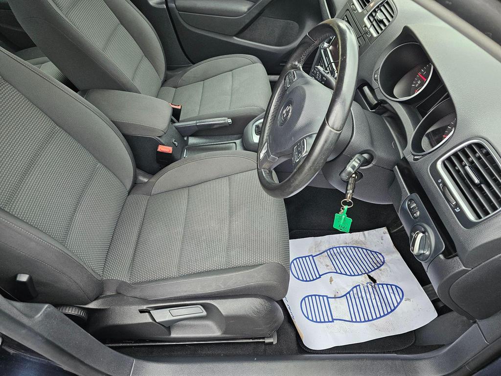 Volkswagen Golf 1.6 TDI Match DSG Euro 5 5dr