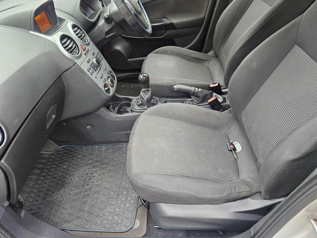Vauxhall Corsa 1.3 CDTi EcoFLEX Excite Euro 5 5dr (A/C)