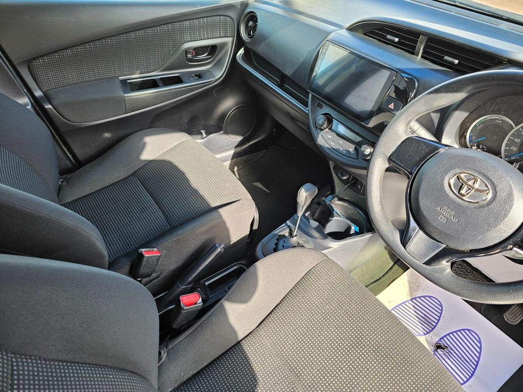 Toyota Yaris 1.5 VVT-i Icon CVT Euro 6 5dr