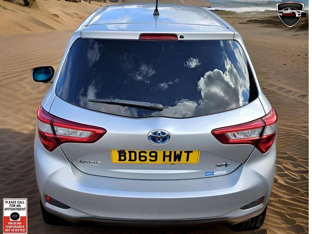 Toyota Yaris 1.5 VVT-i Icon CVT Euro 6 5dr