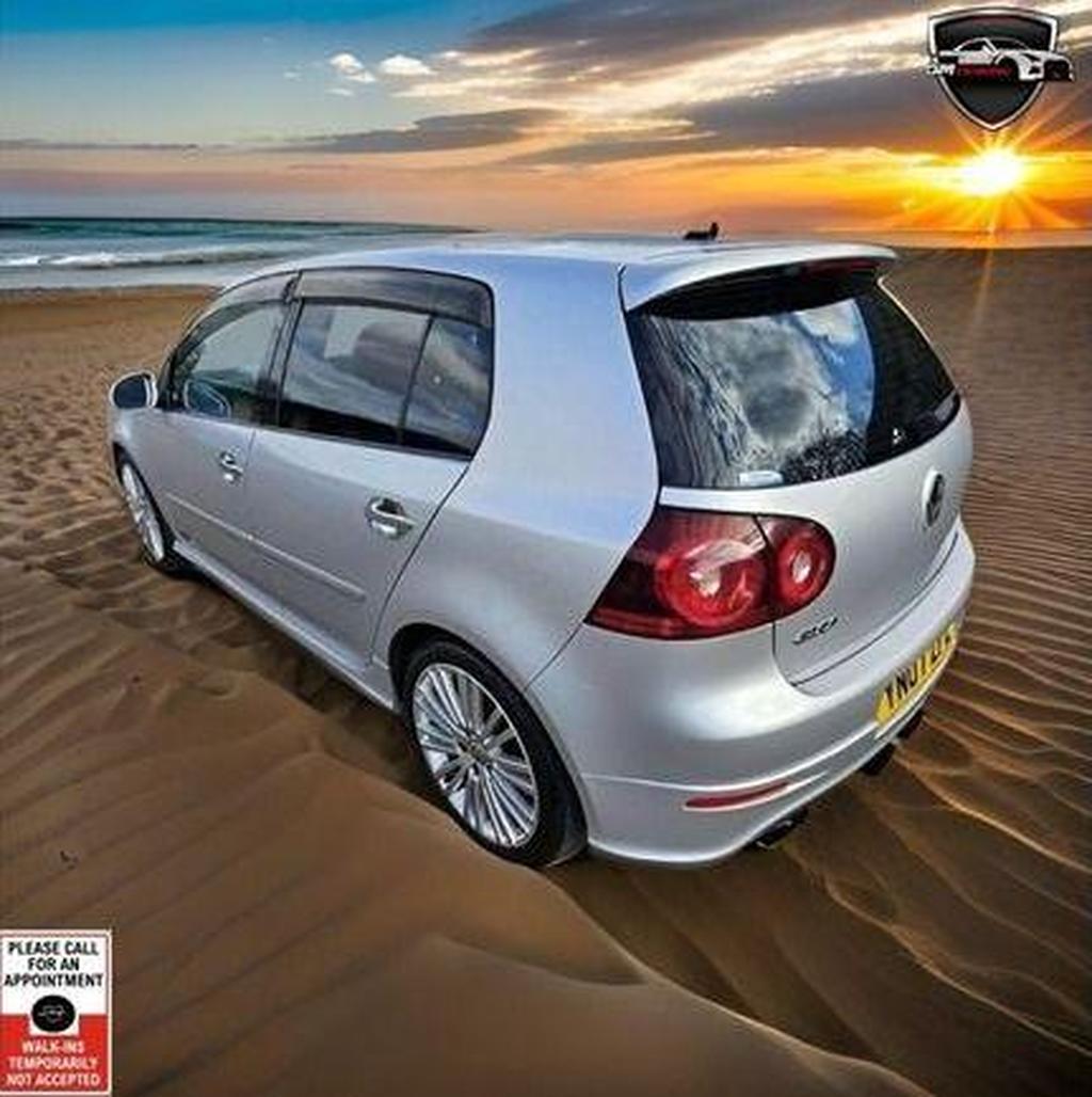 Volkswagen Golf 3.2 V6 R32 DSG 4Motion 5dr