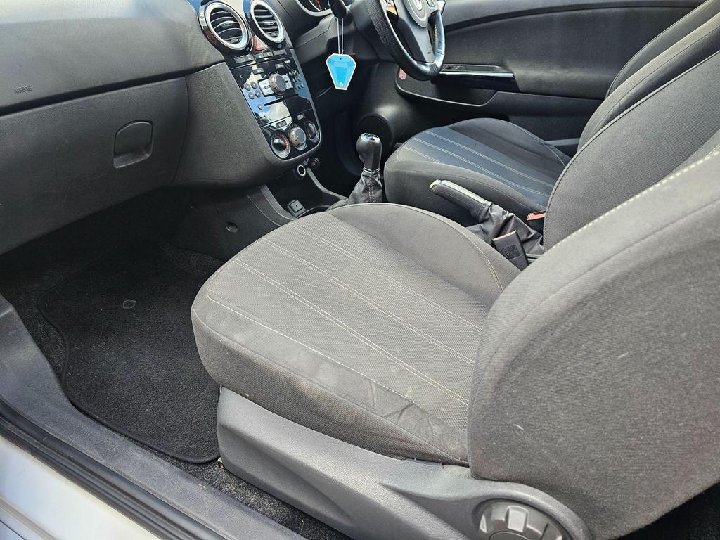 Vauxhall Corsa 1.2 16V Limited Edition Euro 5 3dr
