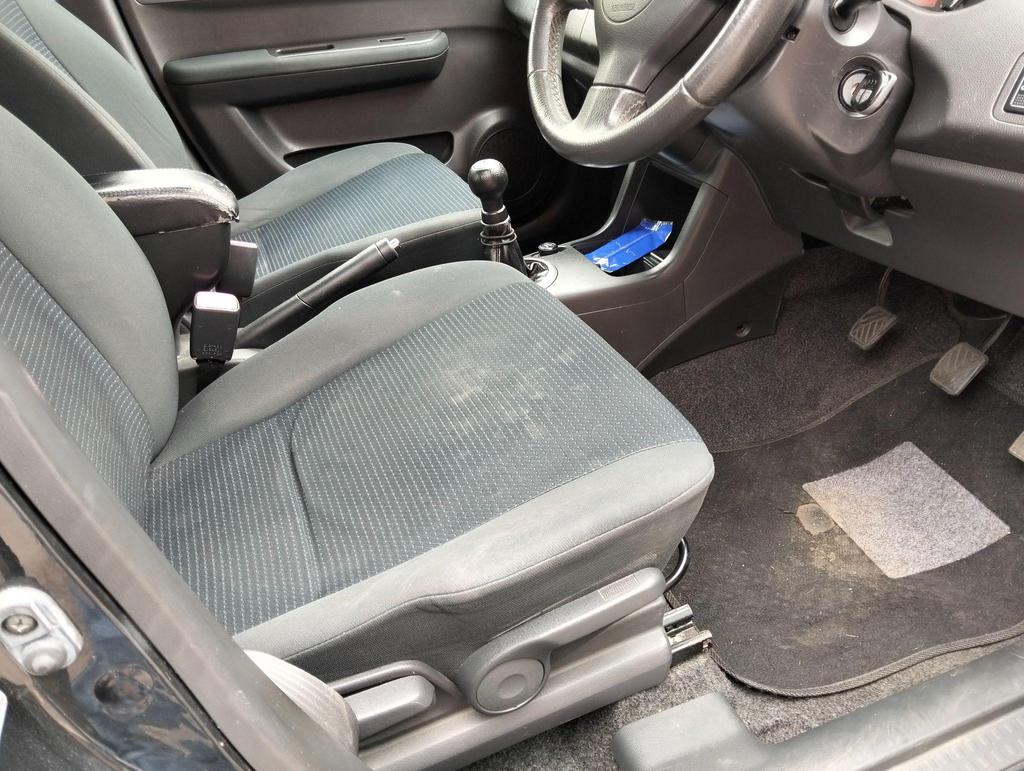 Suzuki Swift 1.3 GL 5dr
