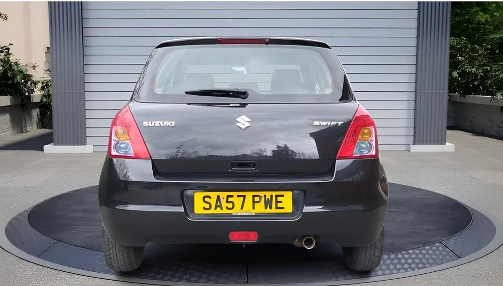 Suzuki Swift 1.3 GL 5dr