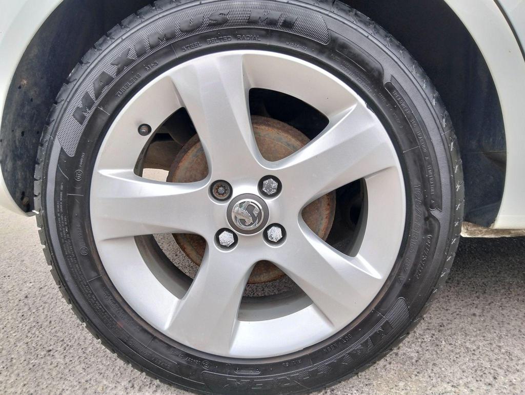 Vauxhall Corsa 1.3 CDTi EcoFLEX SXi Euro 5 (s/s) 5dr (A/C)
