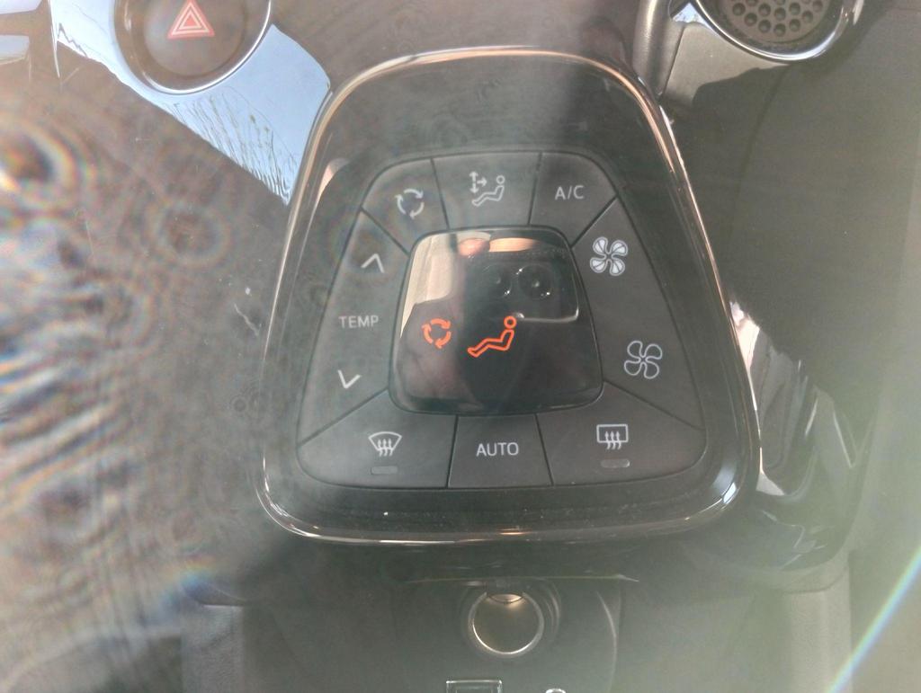 Toyota AYGO 1.0 VVT-i X-clusiv Euro 5 5dr Euro 5