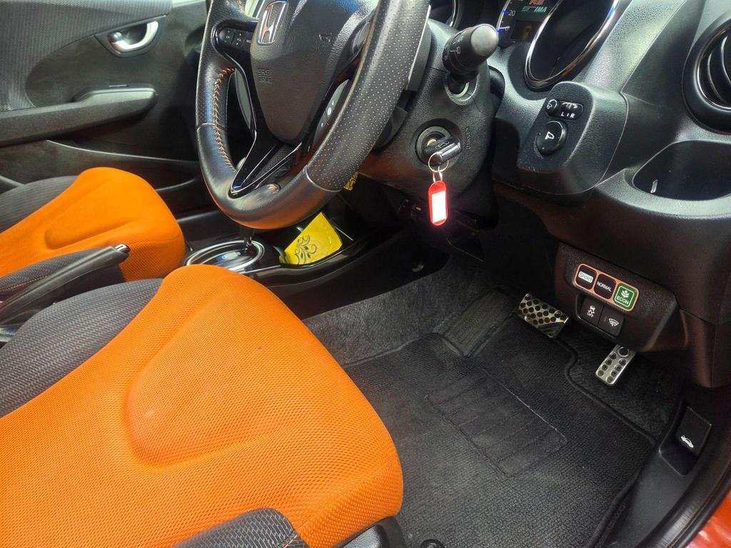 Honda Jazz 1.3h IMA HS CVT Euro 5 5dr
