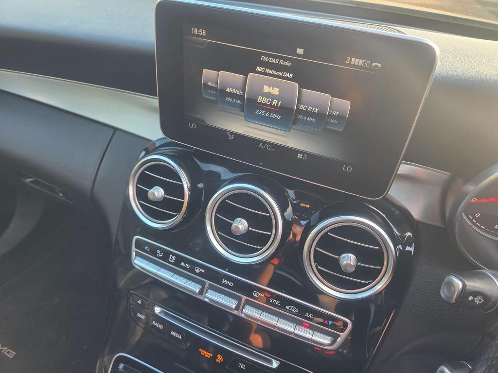 Mercedes-Benz C Class 2.1 C220d AMG Line (Premium Plus) G-Tronic+ Euro 6 (s/s) 4dr