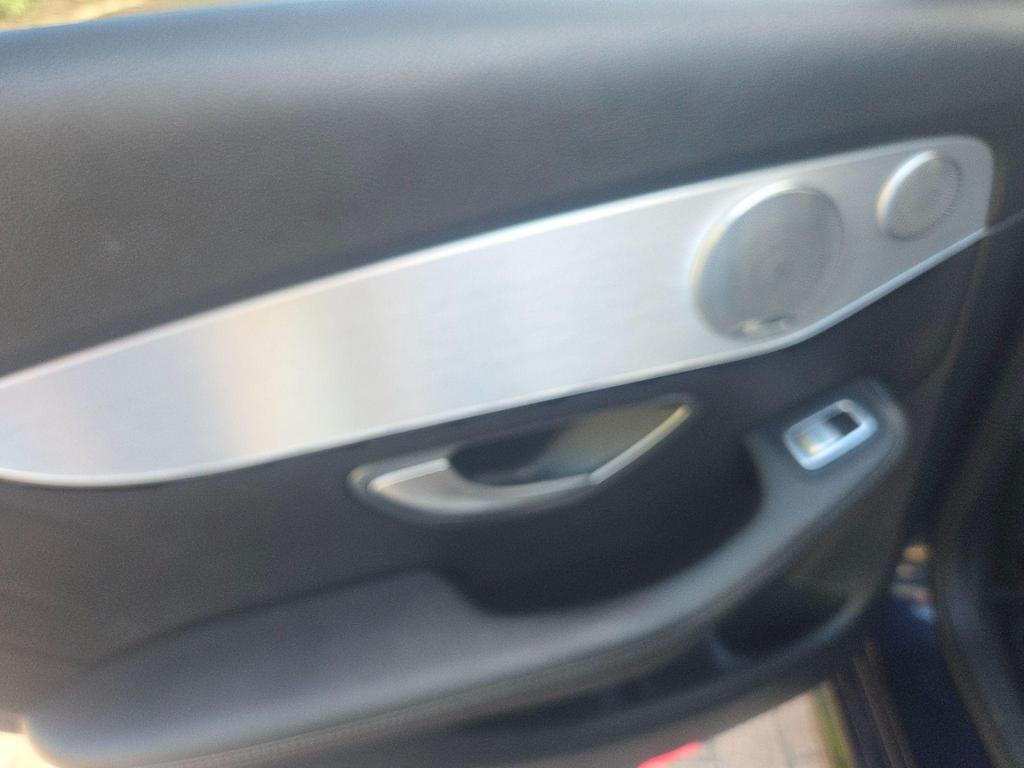 Mercedes-Benz C Class 2.1 C220d AMG Line (Premium Plus) G-Tronic+ Euro 6 (s/s) 4dr