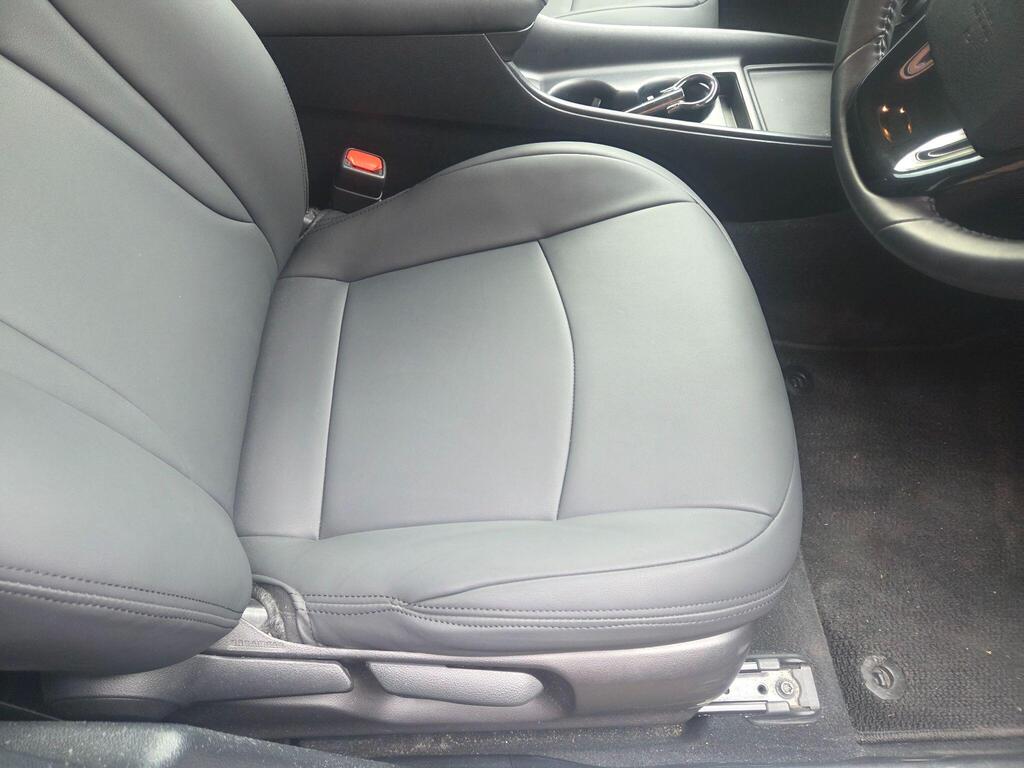 Toyota Prius 1.8 VVT-h Business Edition Plus CVT Euro 6 (s/s) 5dr (15in Alloy)