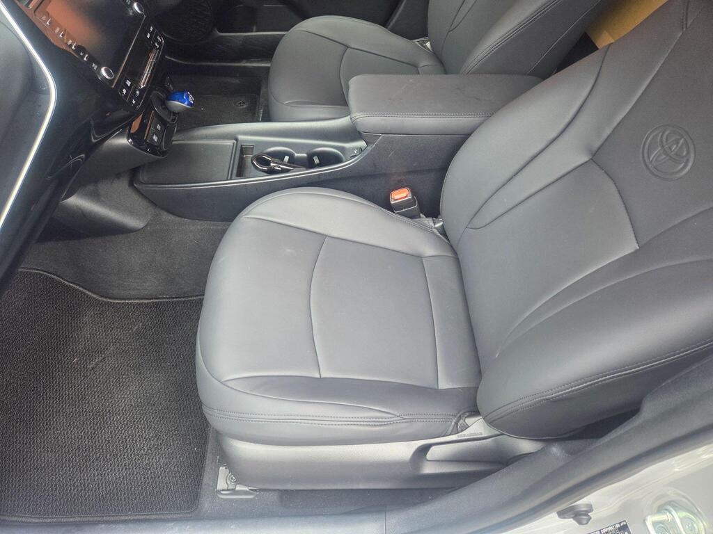 Toyota Prius 1.8 VVT-h Business Edition Plus CVT Euro 6 (s/s) 5dr (15in Alloy)