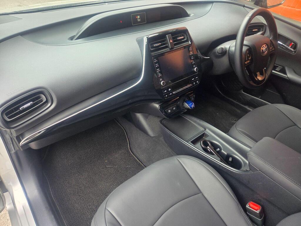 Toyota Prius 1.8 VVT-h Business Edition Plus CVT Euro 6 (s/s) 5dr (15in Alloy)
