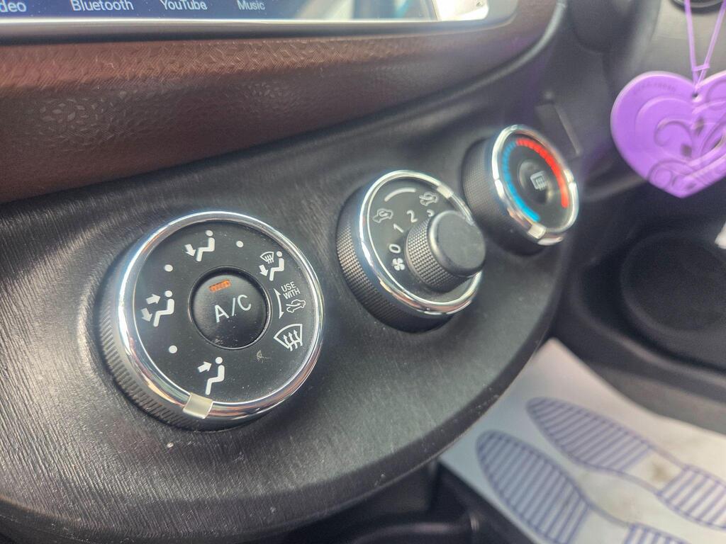 Toyota Yaris 1.33 Dual VVT-i TR Multidrive S Euro 5 5dr