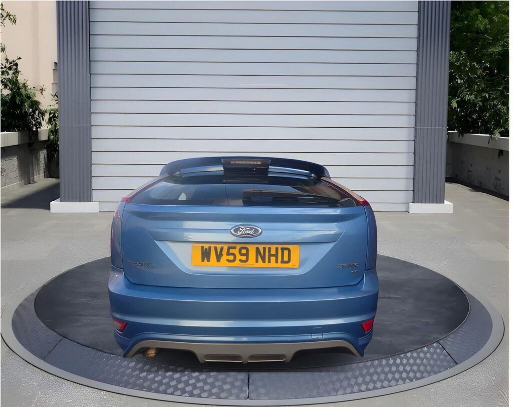 Ford Focus 1.6 Zetec S 5dr