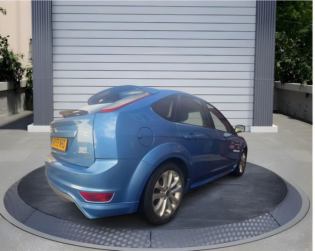 Ford Focus 1.6 Zetec S 5dr