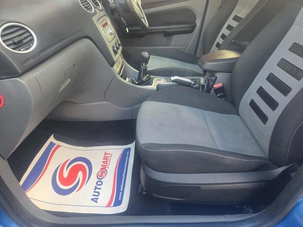 Ford Focus 1.6 Zetec S 5dr