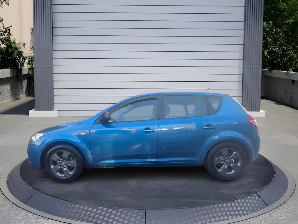 Kia Ceed 1.4 Strike Euro 4 5dr
