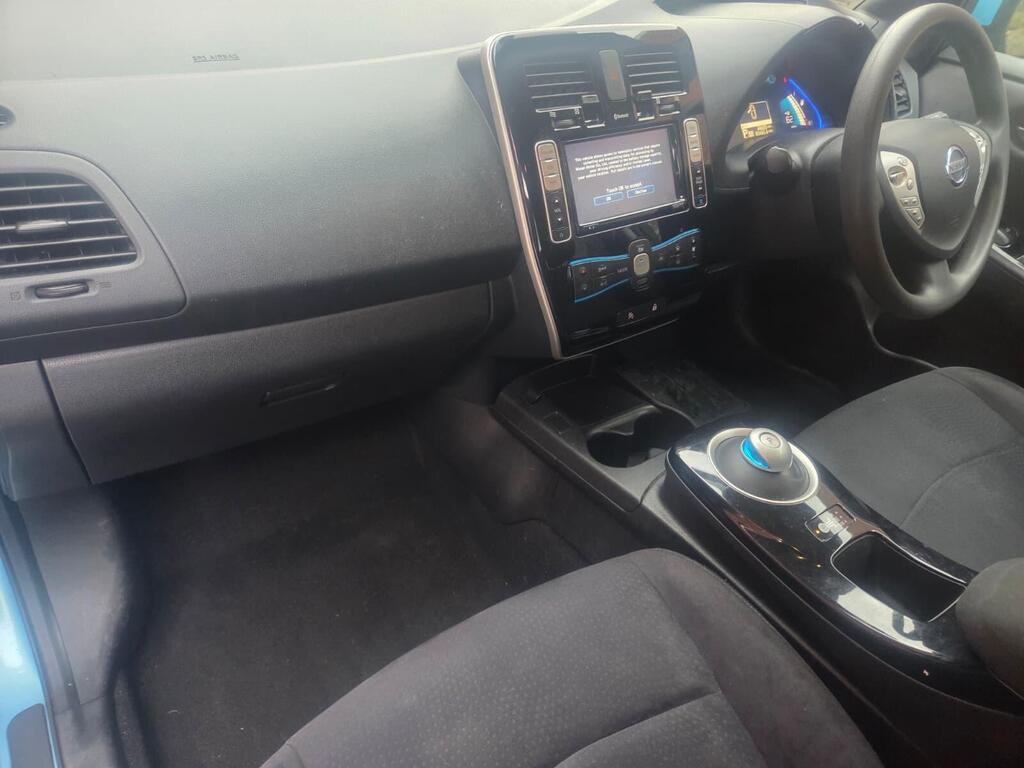 Nissan Leaf 24kWh Acenta Auto 5dr