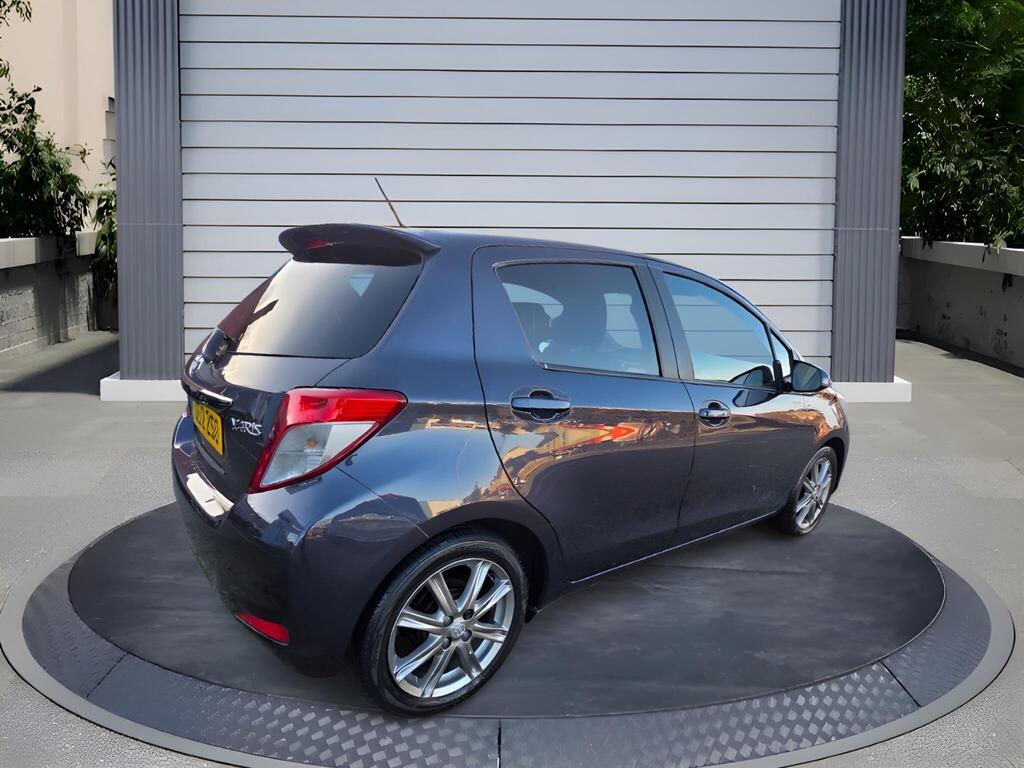Toyota Yaris 1.33 Dual VVT-i SR Euro 5 5dr