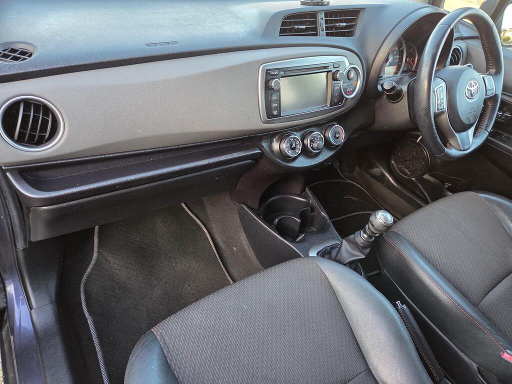 Toyota Yaris 1.33 Dual VVT-i SR Euro 5 5dr