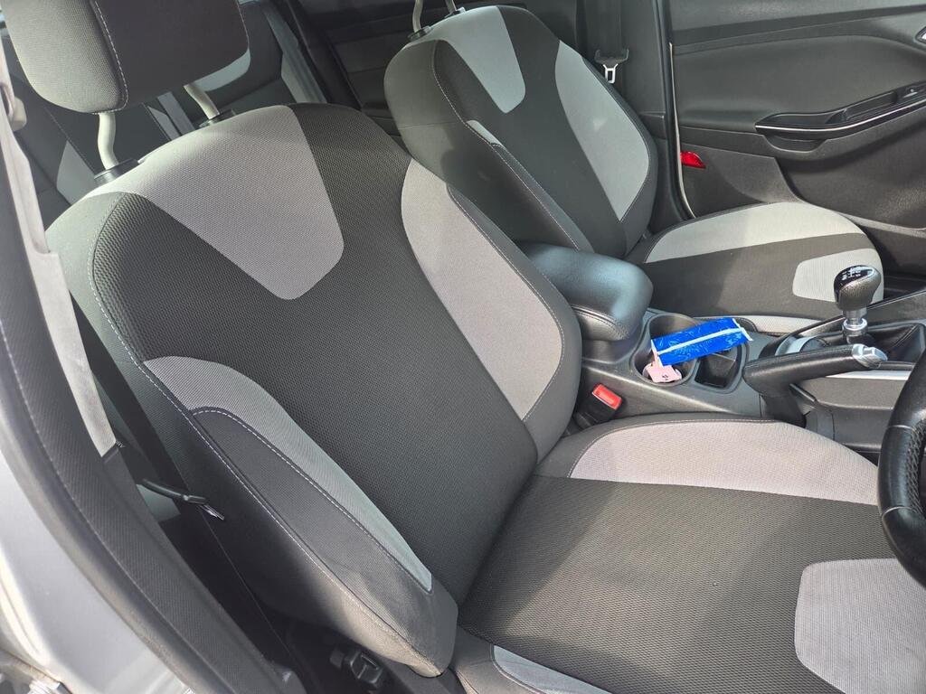 2013 Ford Focus 1.6 TDCi Zetec S Euro 5 (s/s) 5dr