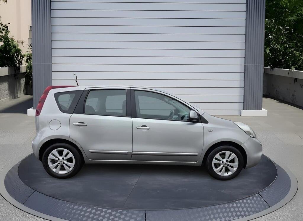 Nissan Note 1.6 16V Acenta Auto Euro 4 5dr £4,000