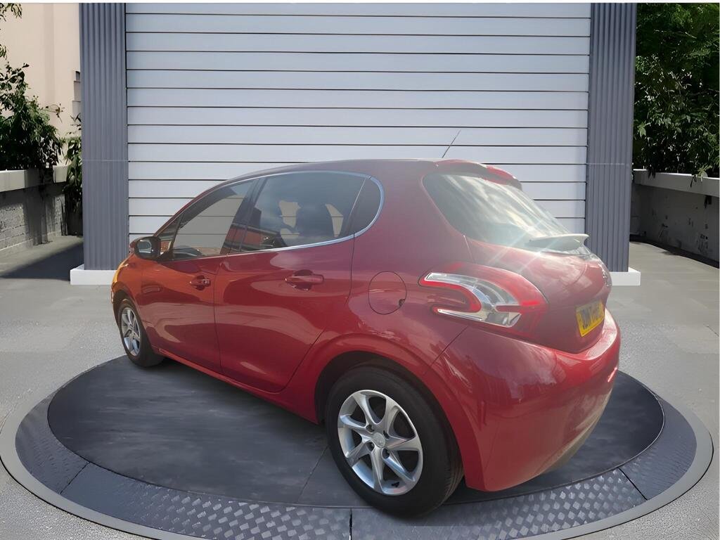 Peugeot 208 1.4 HDi Allure Euro 5 5dr