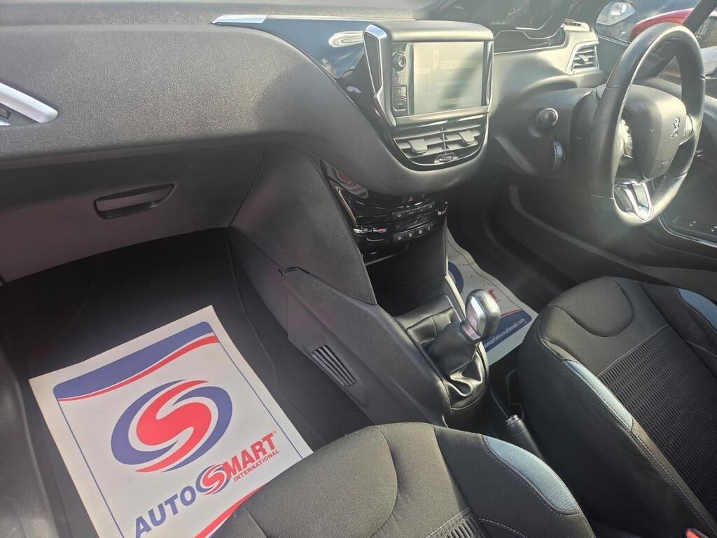 Peugeot 208 1.4 HDi Allure Euro 5 5dr