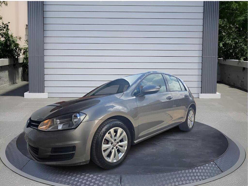 Volkswagen Golf 1.6 TDI BlueMotion Tech SE Euro 5 (s/s) 5dr