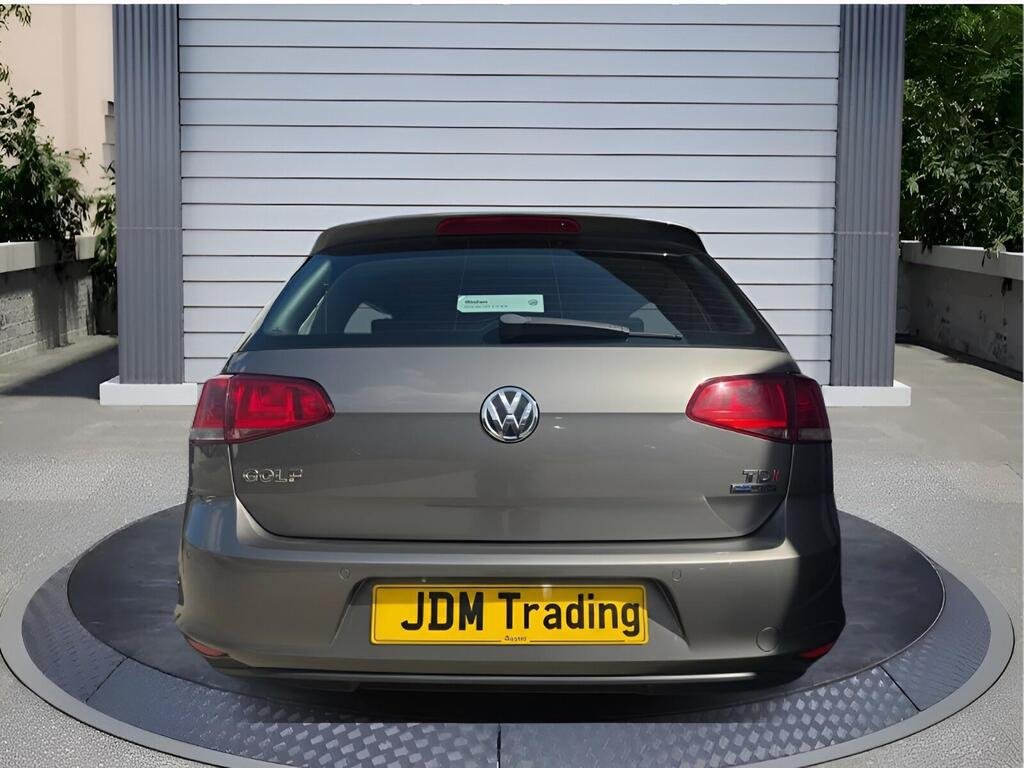 Volkswagen Golf 1.6 TDI BlueMotion Tech SE Euro 5 (s/s) 5dr