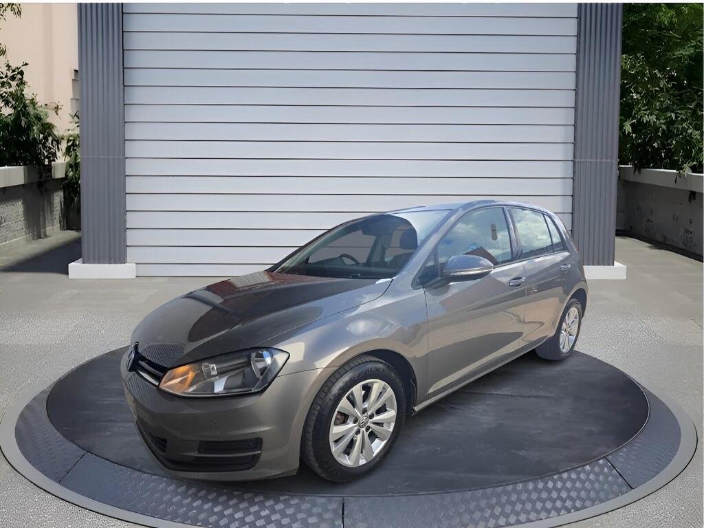 Volkswagen Golf 1.6 TDI BlueMotion Tech SE Euro 5 (s/s) 5dr