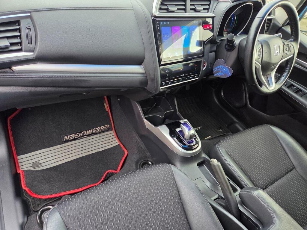 Honda Jazz 1.3 I-VTEC SE Navi CVT Euro 6 (s/s) 5dr