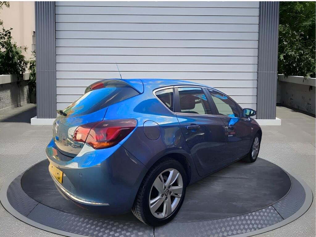 Vauxhall Astra 2.0 CDTi SRi Auto Euro 5 5dr
