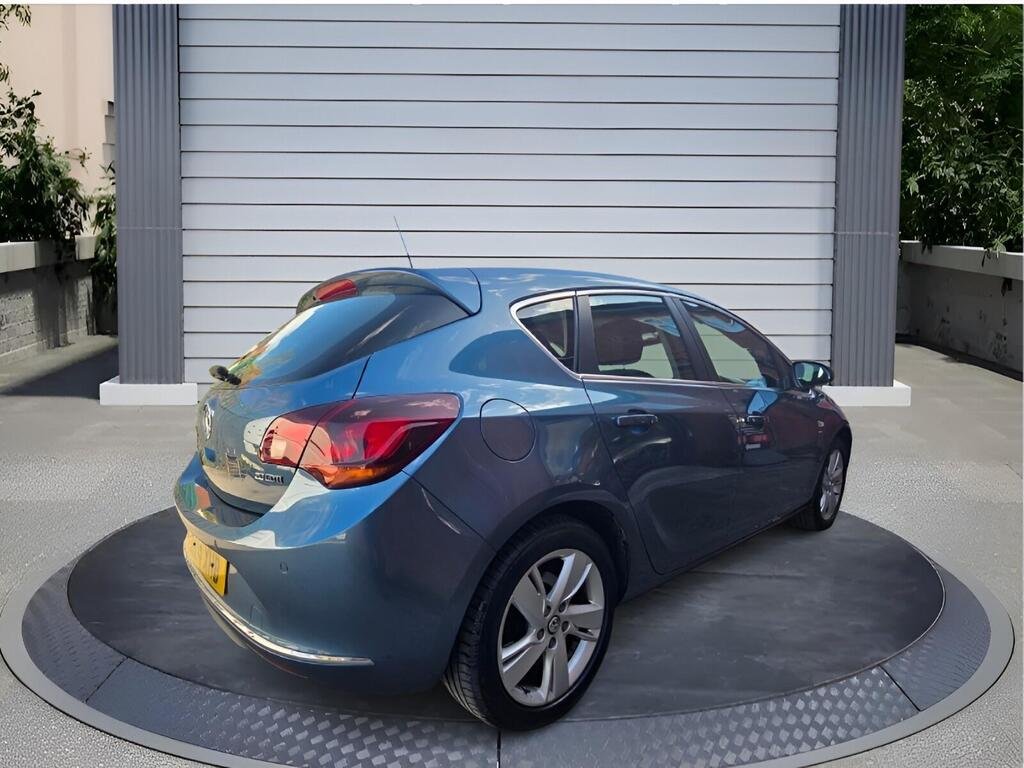 Vauxhall Astra 2.0 CDTi SRi Auto Euro 5 5dr