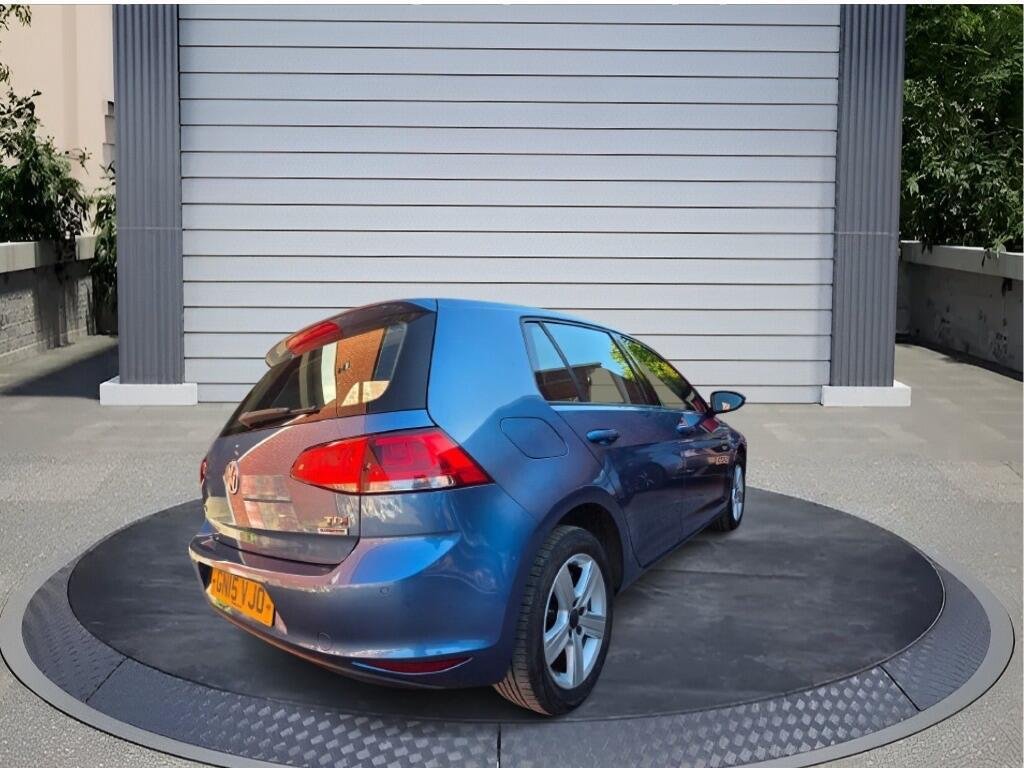 Volkswagen Golf 1.6 TDI BlueMotion Tech Match Euro 5 (s/s) 5dr