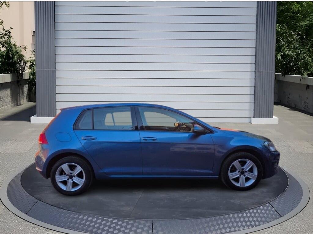 Volkswagen Golf 1.6 TDI BlueMotion Tech Match Euro 5 (s/s) 5dr