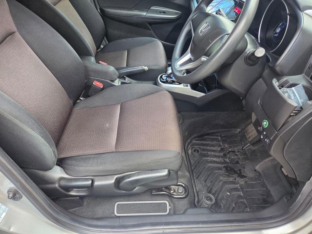 Honda Jazz 1.3 I-VTEC SE Navi CVT Euro 6 (s/s) 5dr