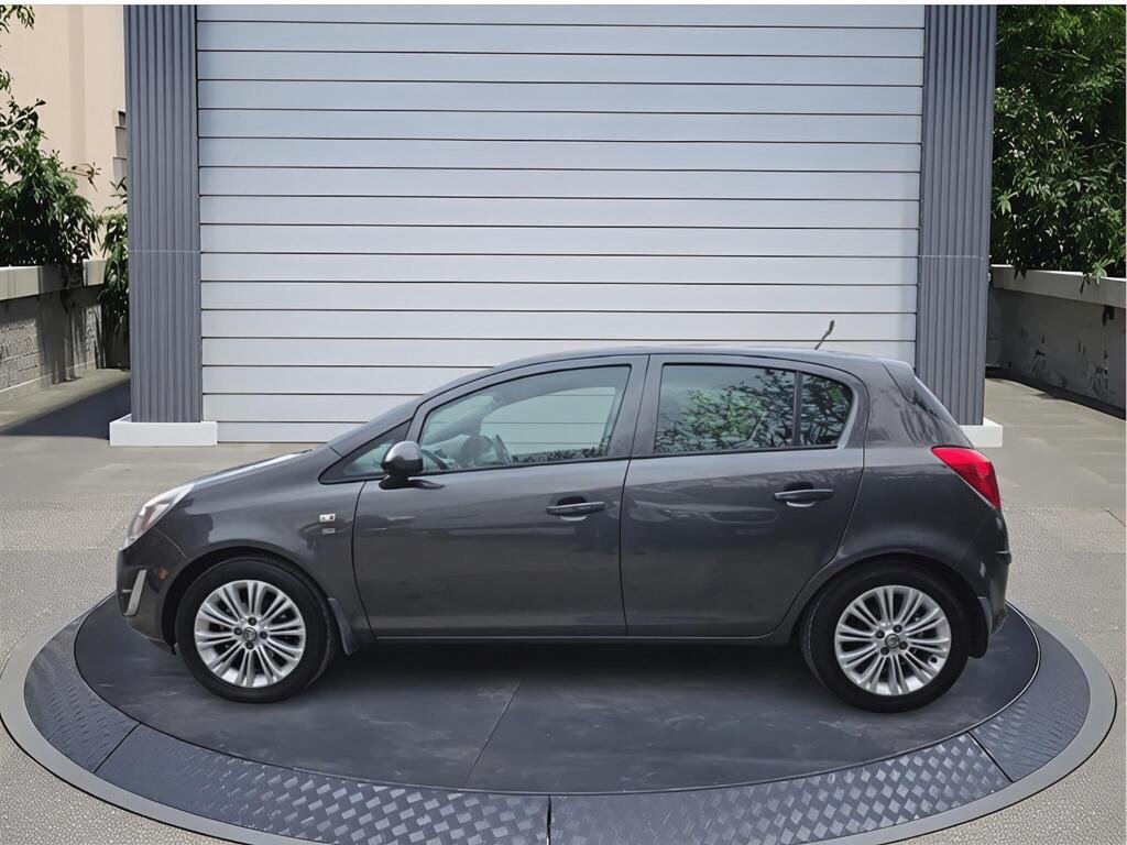 Vauxhall Corsa 1.4 16V SE Auto Euro 5 5dr