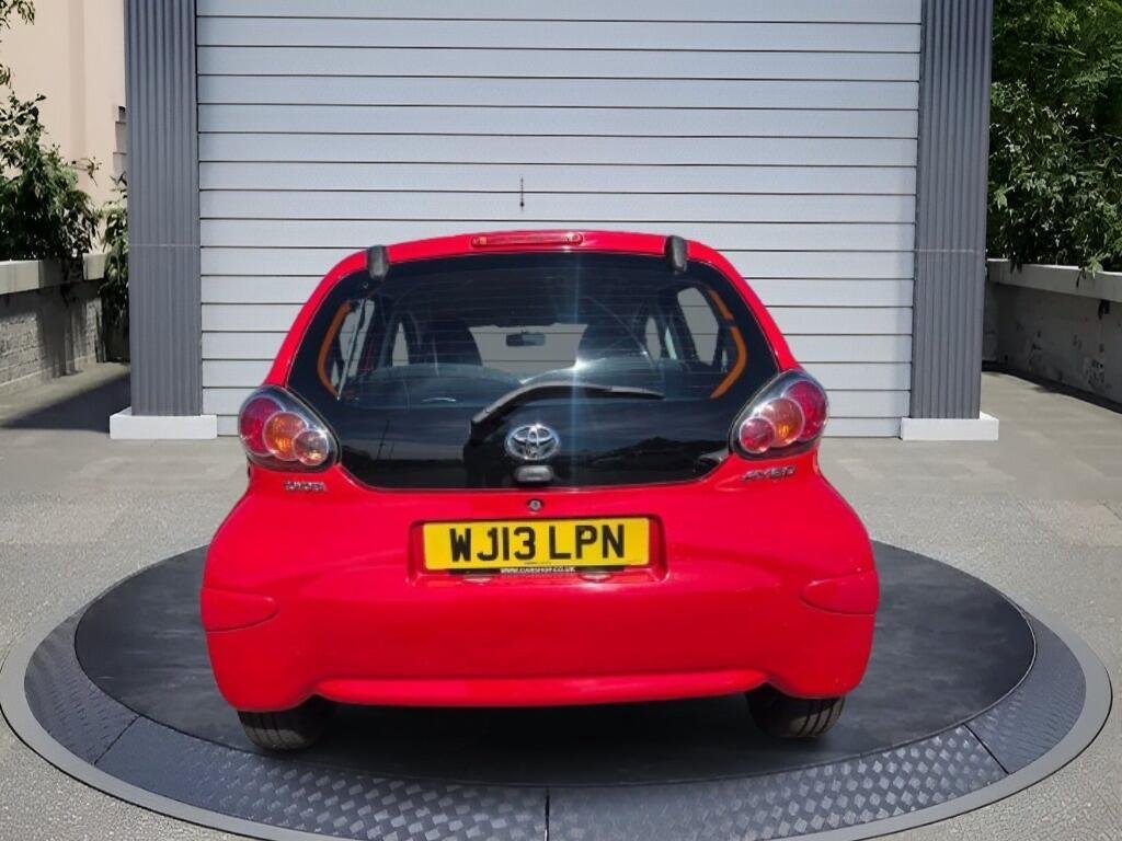 Toyota AYGO 1.0 VVT-i Euro 5 5dr