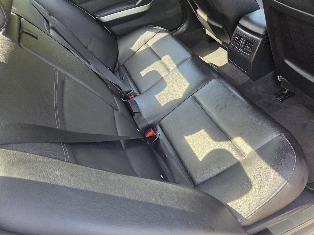 BMW 3 Series 2.0 320d SE Business Edition Steptronic Euro 5 4dr
