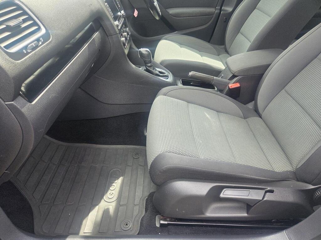 Volkswagen Golf 1.6 TDI Match DSG Euro 5 5dr